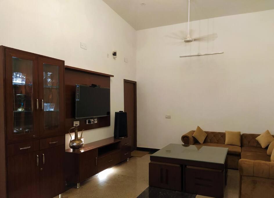 Nine Hill Villa - 2Bhk Private Villa With Pool Udaipur Eksteriør billede
