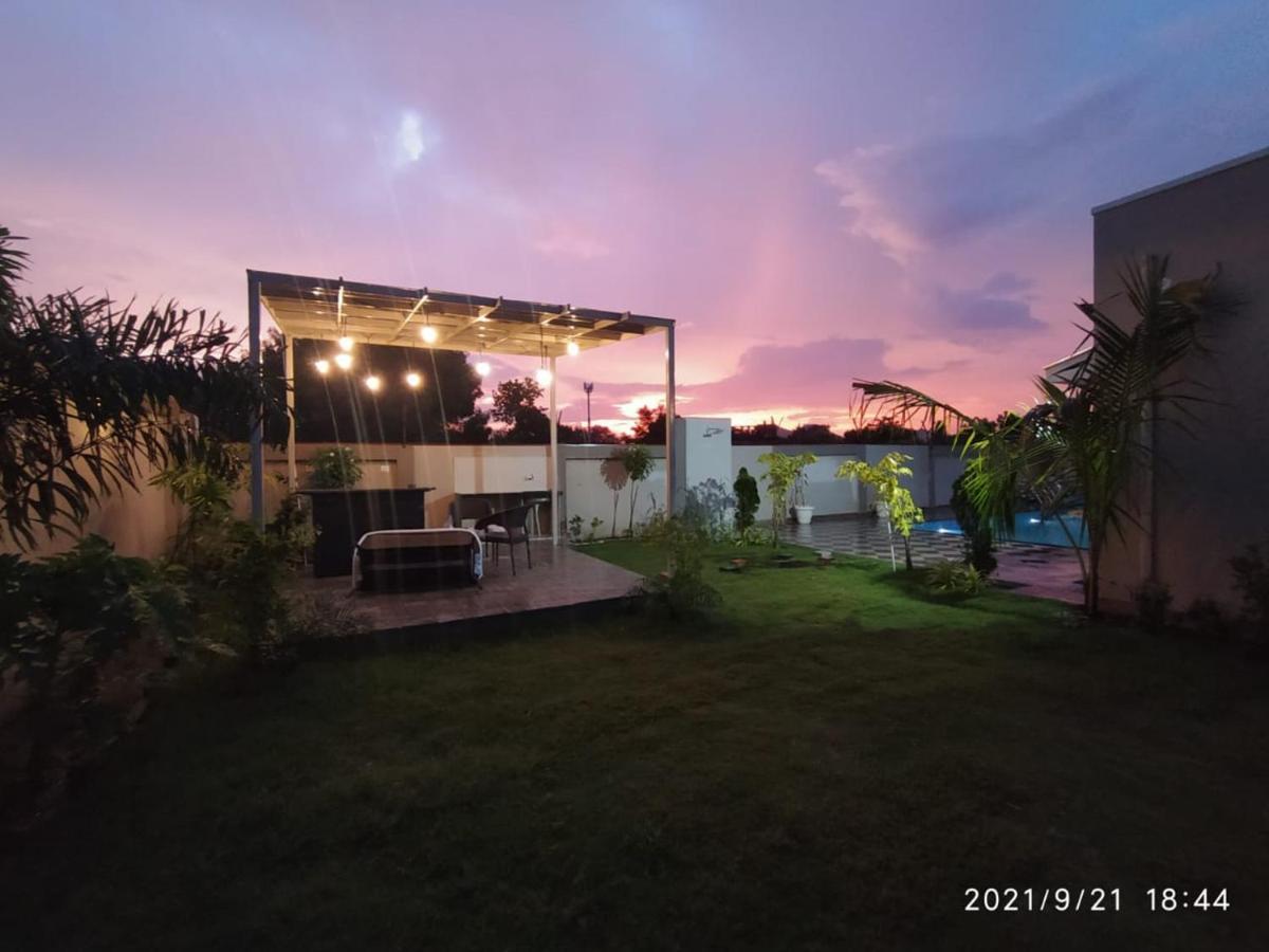 Nine Hill Villa - 2Bhk Private Villa With Pool Udaipur Eksteriør billede