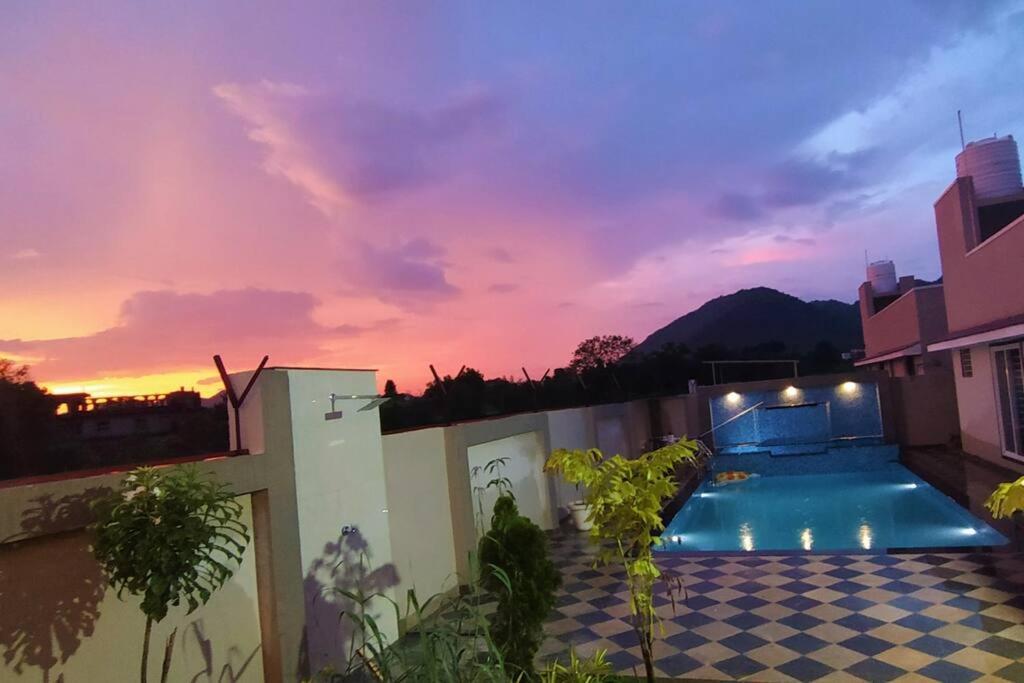 Nine Hill Villa - 2Bhk Private Villa With Pool Udaipur Eksteriør billede