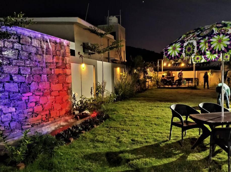 Nine Hill Villa - 2Bhk Private Villa With Pool Udaipur Eksteriør billede